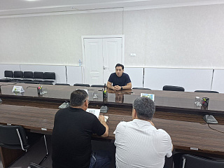 Jamiyat tasarrufidagi korxona va tashkilotlarning rahbar va ularning o‘rinbosarlari tomonidan jismoniy va yuridik shaxslarning shaxsiy qabuli davom etmoqda.